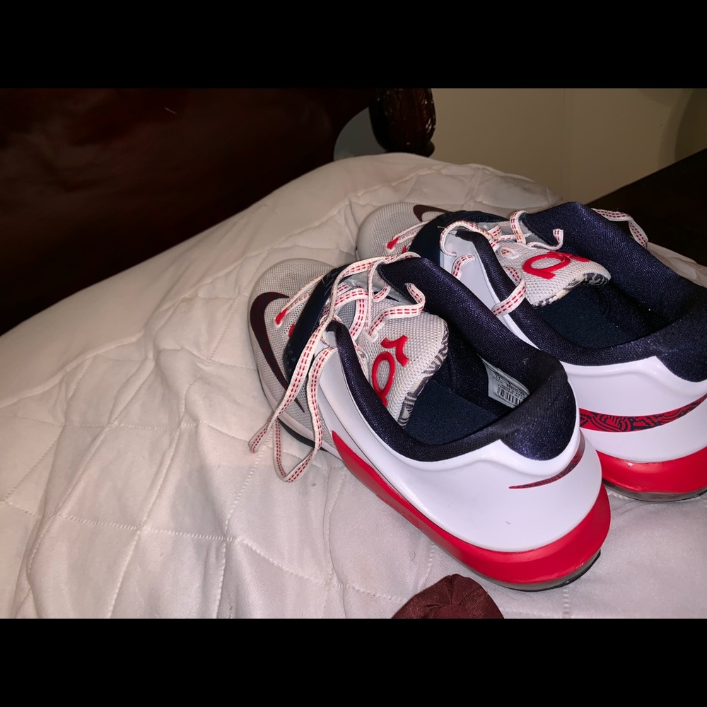 Kevin Durant - Picture 3 of 4